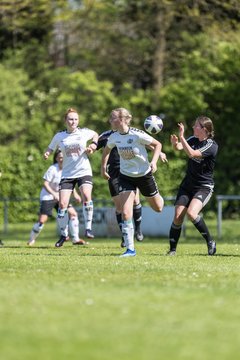 Bild 259 - F SV Henstedt Ulzburg - SV Fortuna Boesdorf : Ergebnis: 3:1